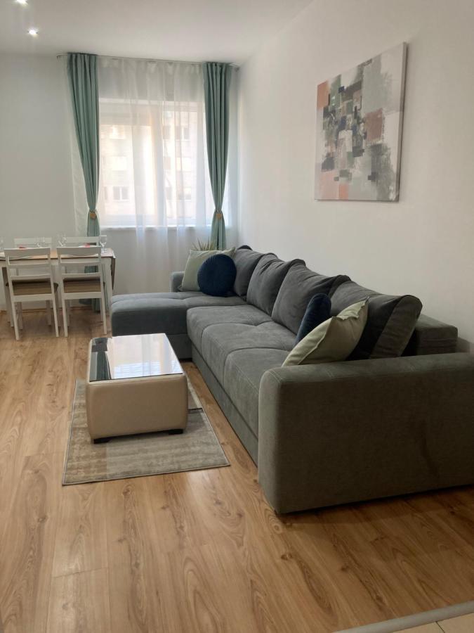 Laroka House Rin Grand Residence Modern Apartment Bukarest Exteriör bild